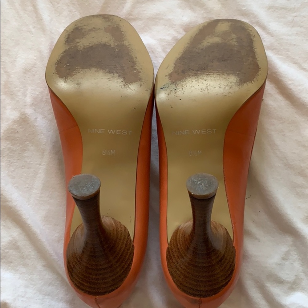 Nine West coral leather pumps size 8.5 m - Picture 5 of 8